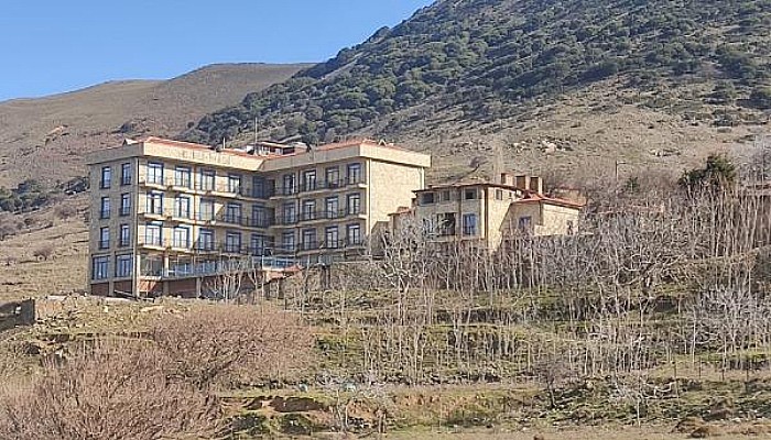 Gökçeada Sit Alanındaki Masi Otel'e Yeniden Yıkım Yolu Göründü