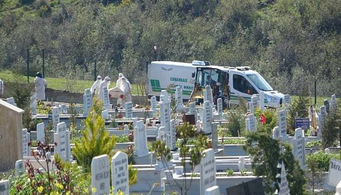 Yanlış Defnedildiği İçin Çıkarılan Cenaze, Bu Kez Gerçek Ailesi Tarafından Toprağa Verildi