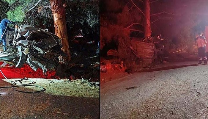 Otomobil, Ağaca Çarptı; Sürücü İle Arkadaşı Öldü