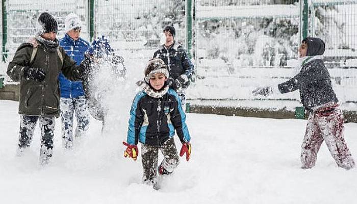 Çan ve Yenice'de Okullar Yarın da Tatil