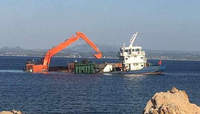 Türk Gemisi, Bozcaada Açığında Su Aldığını Rapor Etti