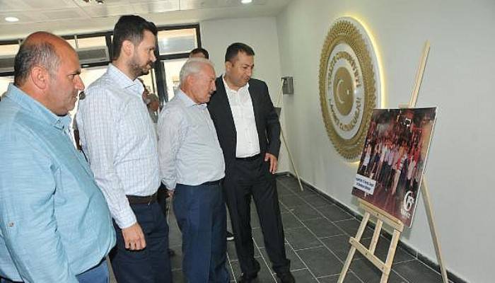 '15 Temmuz Gecesi Lapseki' Konulu Fotoğraf Sergisi Açıldı