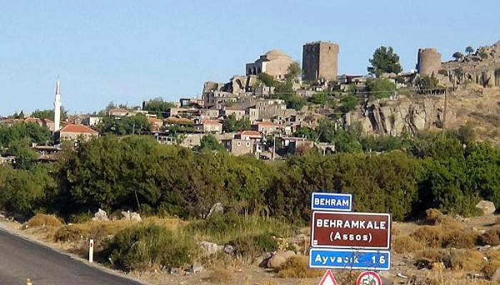 'Ölümsüz Kent Assos'a Ziyaretçi Akını