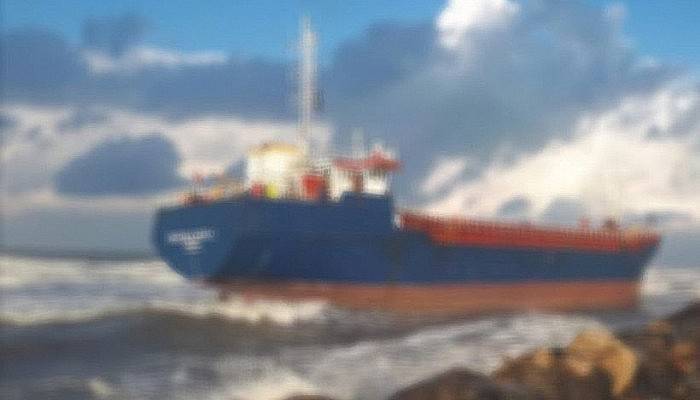Çanakkale Boğazı'nda Kargo Gemisi 'Makine' Arızası Yaptı