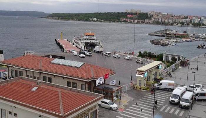 Gökçeada Feribot Seferlerine 'Fırtına' Engeli