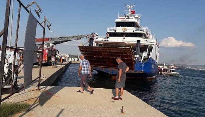 Çanakkale'de Feribotta Korkutan Yangın