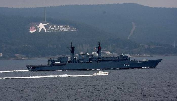 Romanya Savaş Gemisi Çanakkale Boğazı'ndan Geçti