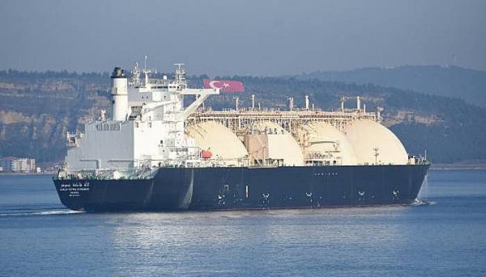 Çanakkale Boğazı, Doğal Gaz Tankerinin Geçişi Sırasında Tek Yönlü Kapatıldı