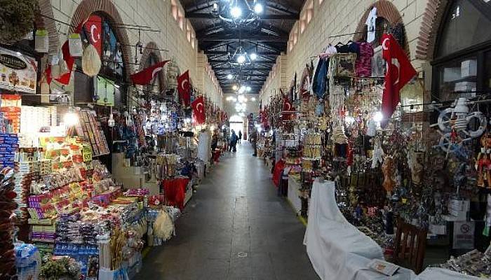 Çanakkale’nin Simgesi Aynalı Çarşı, Koronavirüs Nedeniyle Boş Kaldı