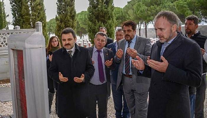 Bosna Hersek Büyükelçisi Sadoviç, Tarihi Alanı Gezdi, Şehitlikleri Ziyaret Etti