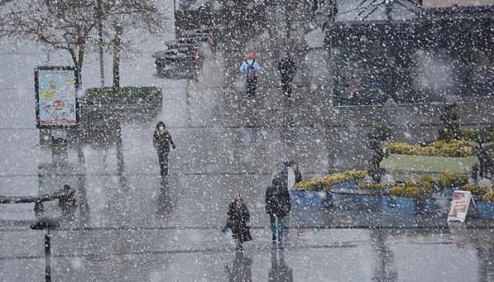 Çanakkale'de Kar Yağışı Başladı