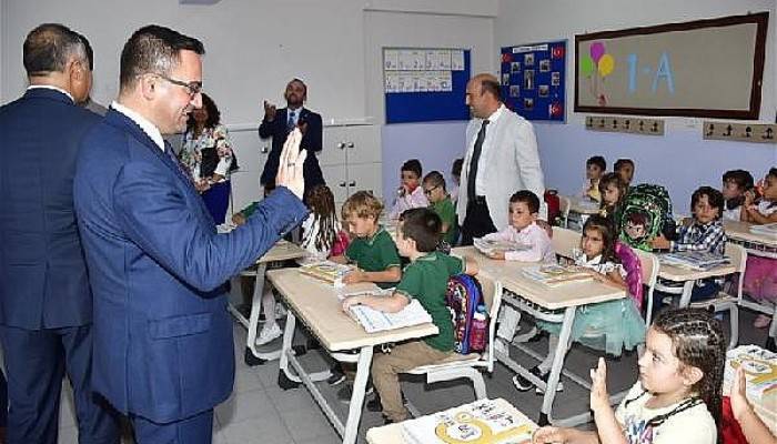 Başkan Erdoğan, Öğrencilerin Heyecanını Paylaştı