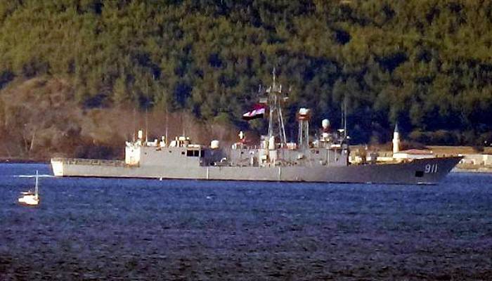 Mısır Savaş Gemileri, Çanakkale Boğazı'ndan Geçti