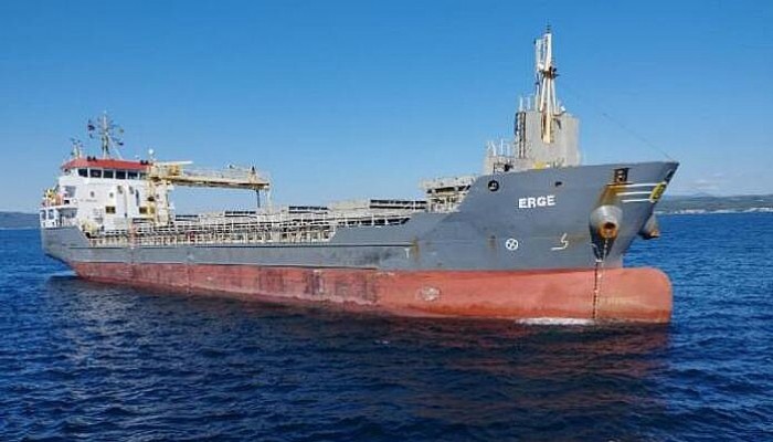 Çanakkale Boğazı'nda Makine Arızası Yapan Gemi Kurtarıldı