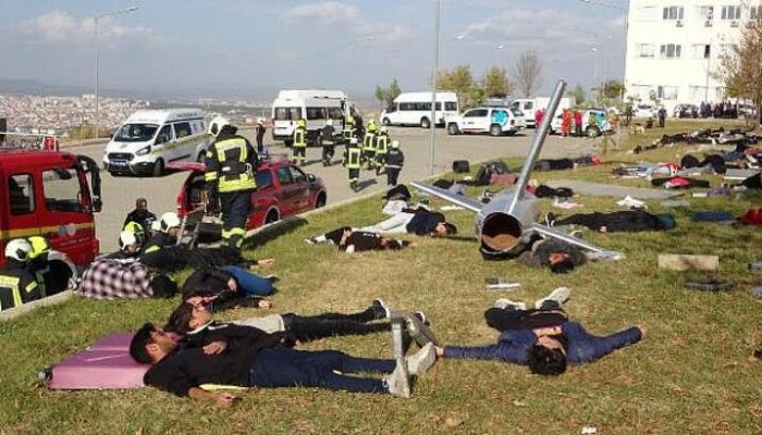 Çanakkale'de 'Geniş Katılımlı Uçak Kaza Tatbikatı' Gerçekleştirildi