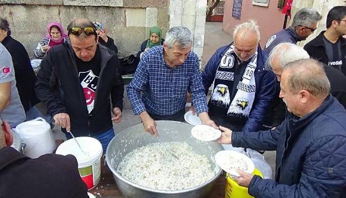 Bozcaadalı Beşiktaşlılar, Atatürk ve Silah Arkadaşlarını Andı