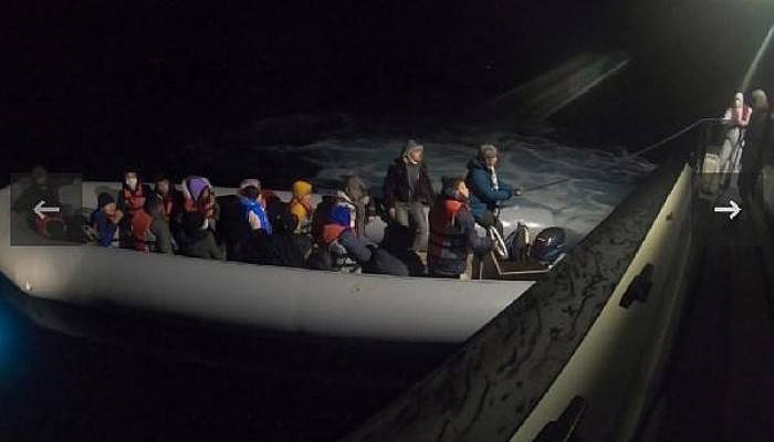 Yunanistan'ın Ölüme Terk Ettiği Göçmenleri Türk Sahil Güvenlik Ekipleri Kurtardı