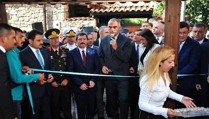 Çanakkale'de Restore Edilen 'Atatürk Evi Müzesi' Ziyarete Açıldı