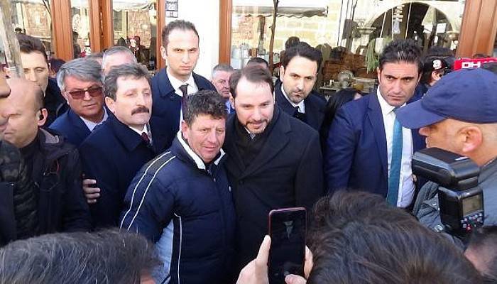 Bakan Albayrak'tan Esnaf Ziyareti 