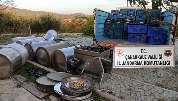 Bozcaada'da 7 Bin 584 Litre Sahte Şarap Ele Geçirildi