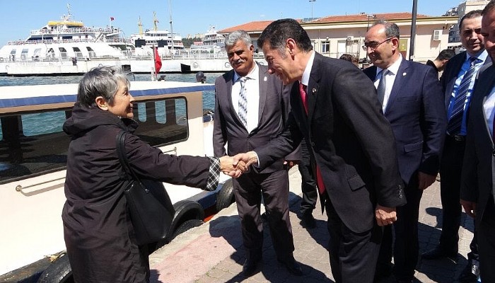 Sinan Oğan: Ülkemizi Aydınlık Yarınlarla Buluşturmak İçin Buradayız