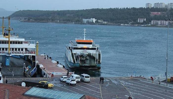 Gökçeada ve Bozcaada'ya Feribot Seferleri Yapılamıyor