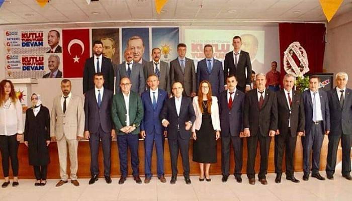 AK Parti'de Başkan Demirsöz Güven Tazeledi
