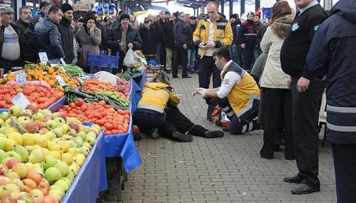 Çanakkale'de Pazar Yerinde Kadın Başından Vuruldu