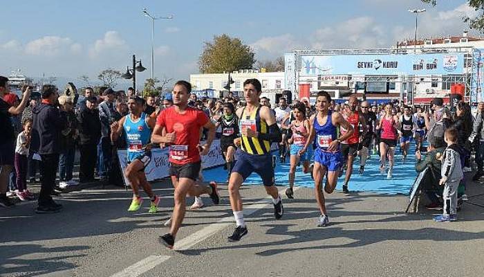 Gelibolu'da, Milli Atlet Şevki Koru Anısına Koştular