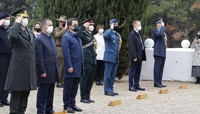 Fransız ve İngiliz Anıtında Tören Düzenlendi