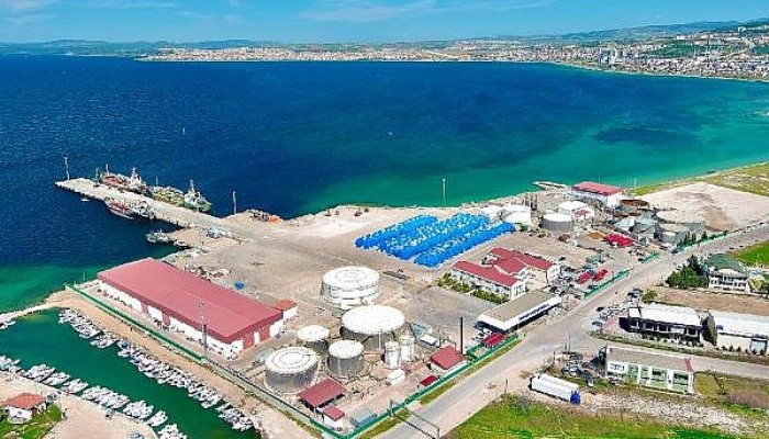 Ukrayna’ya Götürülemeyen Binlerce Ton Gübre, Çanakkale Limanı’nda Bekliyor