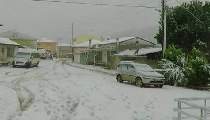 Çanakkale'nin Yükseklerinde Kar Yağışı