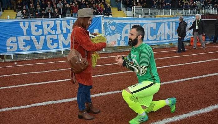 Maçta Kaybetti Ama Aşkta Kazandı