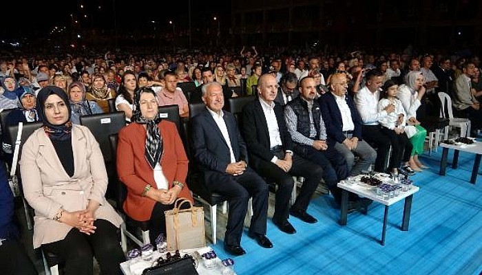 Kurtulmuş: Yunanistan Sırtını Sıvazlayanlara Prim Vermesin