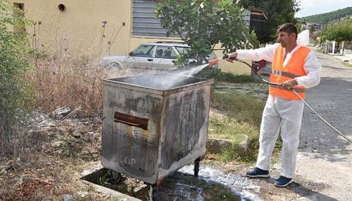 Çan'da Çöp Konteynerleri Dezenfekte Edilip, İlaçlandı