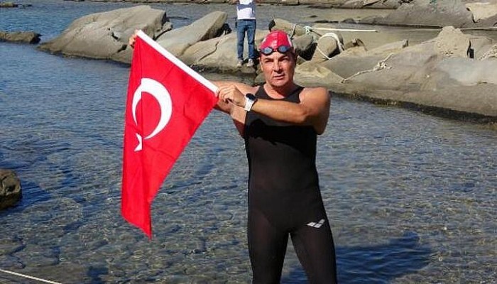 Rekortmen Yüzücü Sunaçoğlu, Gaziler ve Şehitler Anısına Gökçeada'ya Yüzüyor