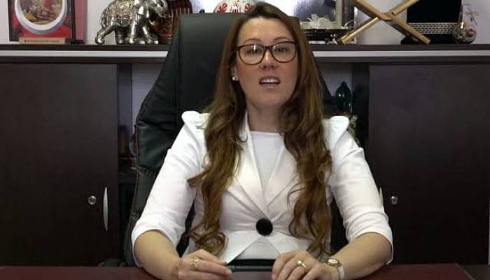 Yeşim Karadağ AK Parti'den İstifa Etti