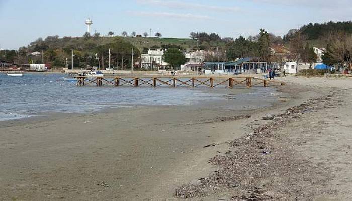 Çanakkale'de Deniz Suyu 20 Metre Kadar Çekildi