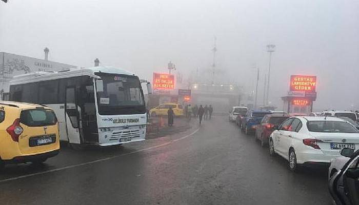 Çanakkale Boğazı, Yoğun Sis Nedeniyle Transit Gemi Geçişlerine Kapatıldı