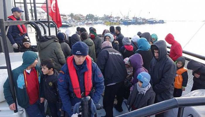 Ayvacık'ta 98 Kaçak Göçmen Yakalandı