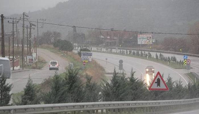 Çanakkale'de Beklenen Kar Yağışı Başladı