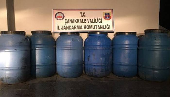 Bayramiç'te Yılbaşı Öncesi 1 Ton Kaçak Şarap Ele Geçirildi