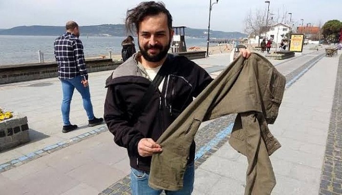 Sokak Köpeğinin Saldırdığı Turist Rehberi, Bacağından Yaralandı