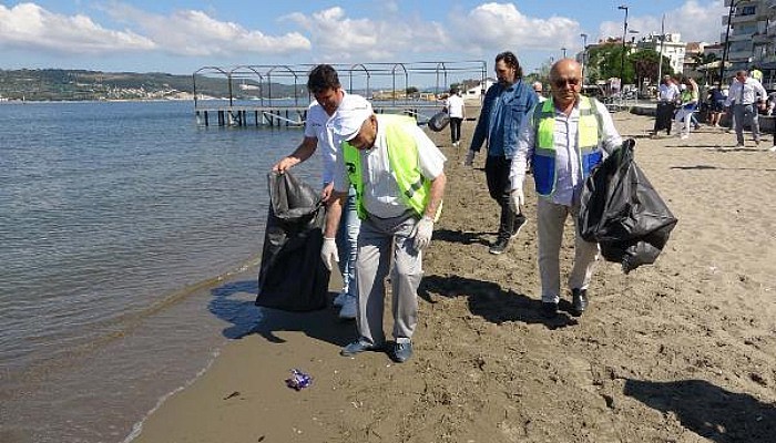 Çanakkale Sahillerinde Çöp Temizliği