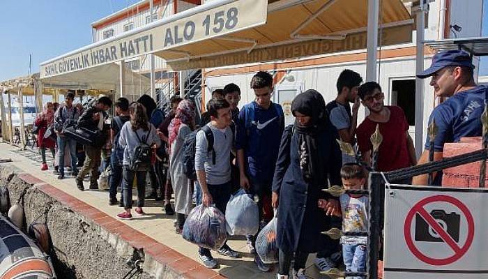 Ayvacık'ta 85 Kaçak Göçmen Yakalandı