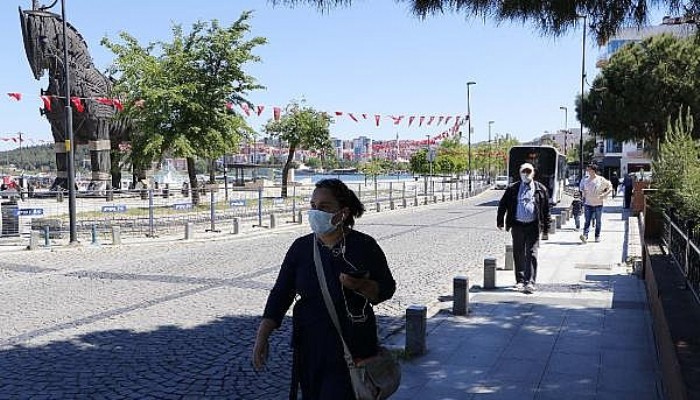 Çanakkale'de Park ve Bahçeler İle Sahiller 1 Haziran'a Kadar Kapalı 