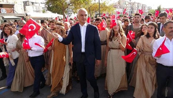 Troya Kültür Yolu Festivali, 'Troyalılar Geldi' Kortejiyle Başladı